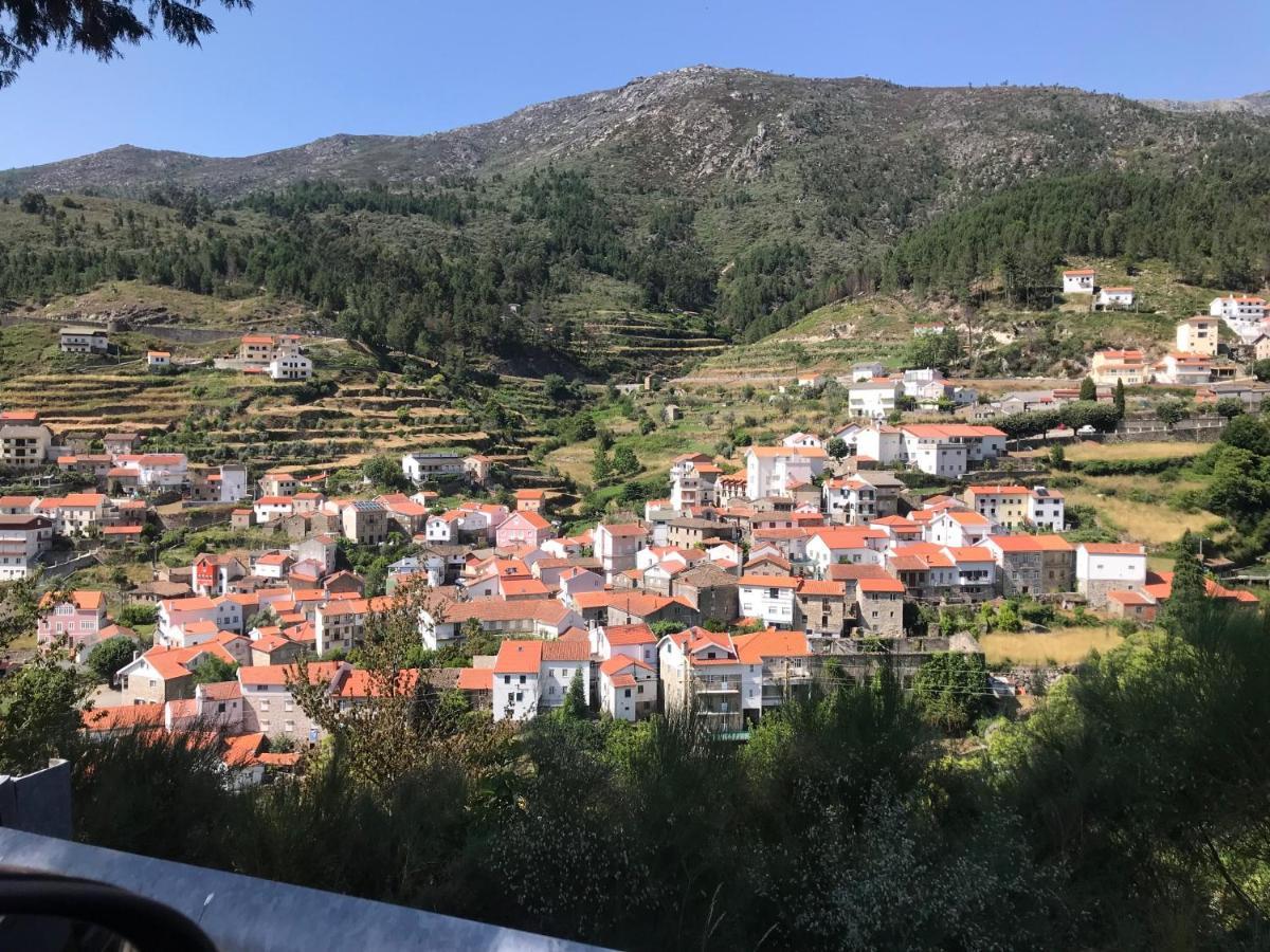 Casa Encantada - Alvoco Da Serra Villa Buitenkant foto