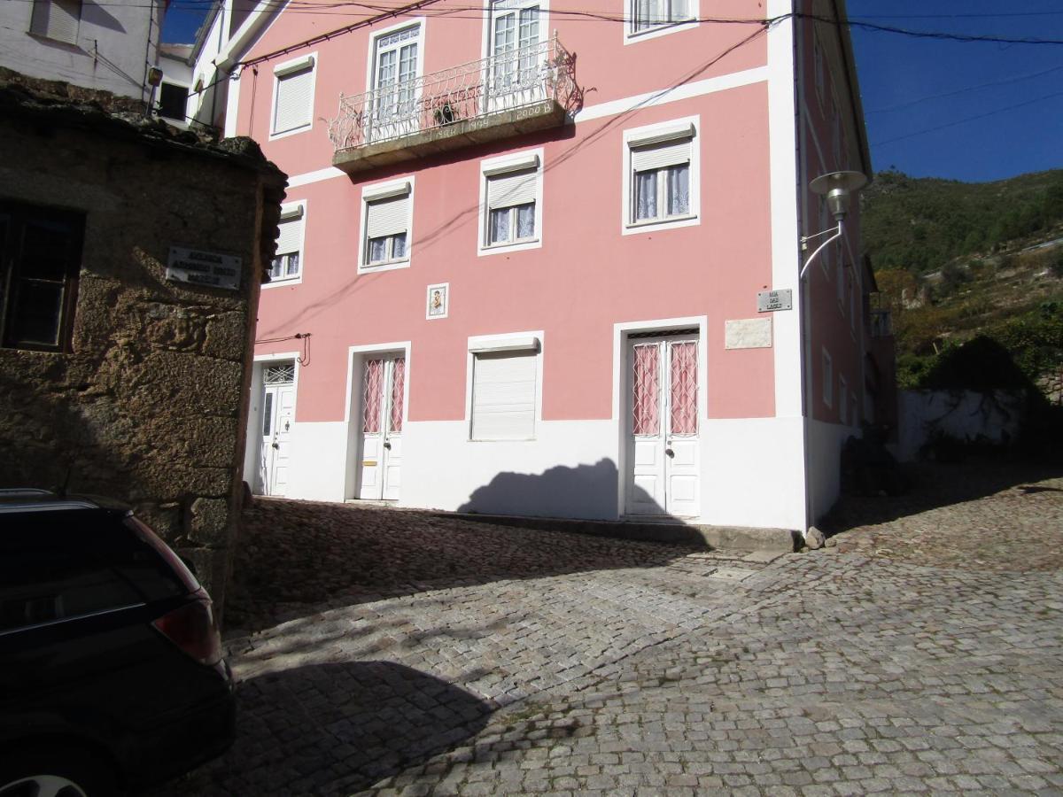 Casa Encantada - Alvoco Da Serra Villa Buitenkant foto