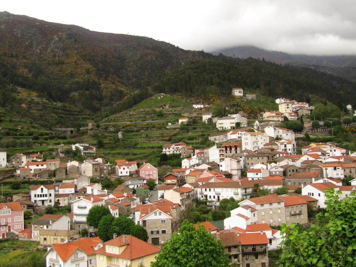 Casa Encantada - Alvoco Da Serra Villa Buitenkant foto