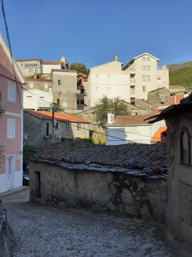 Casa Encantada - Alvoco Da Serra Villa Buitenkant foto