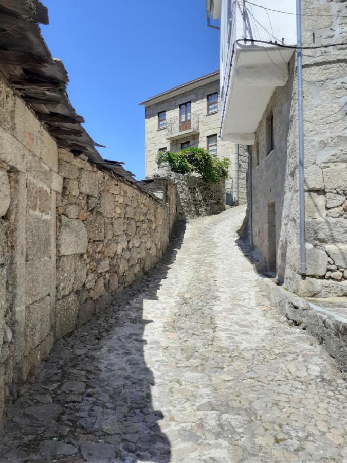 Casa Encantada - Alvoco Da Serra Villa Buitenkant foto